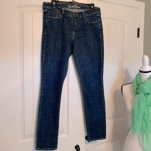 Old Navy Sweetheart Mid-Rise Medium Wash Jeans 8R